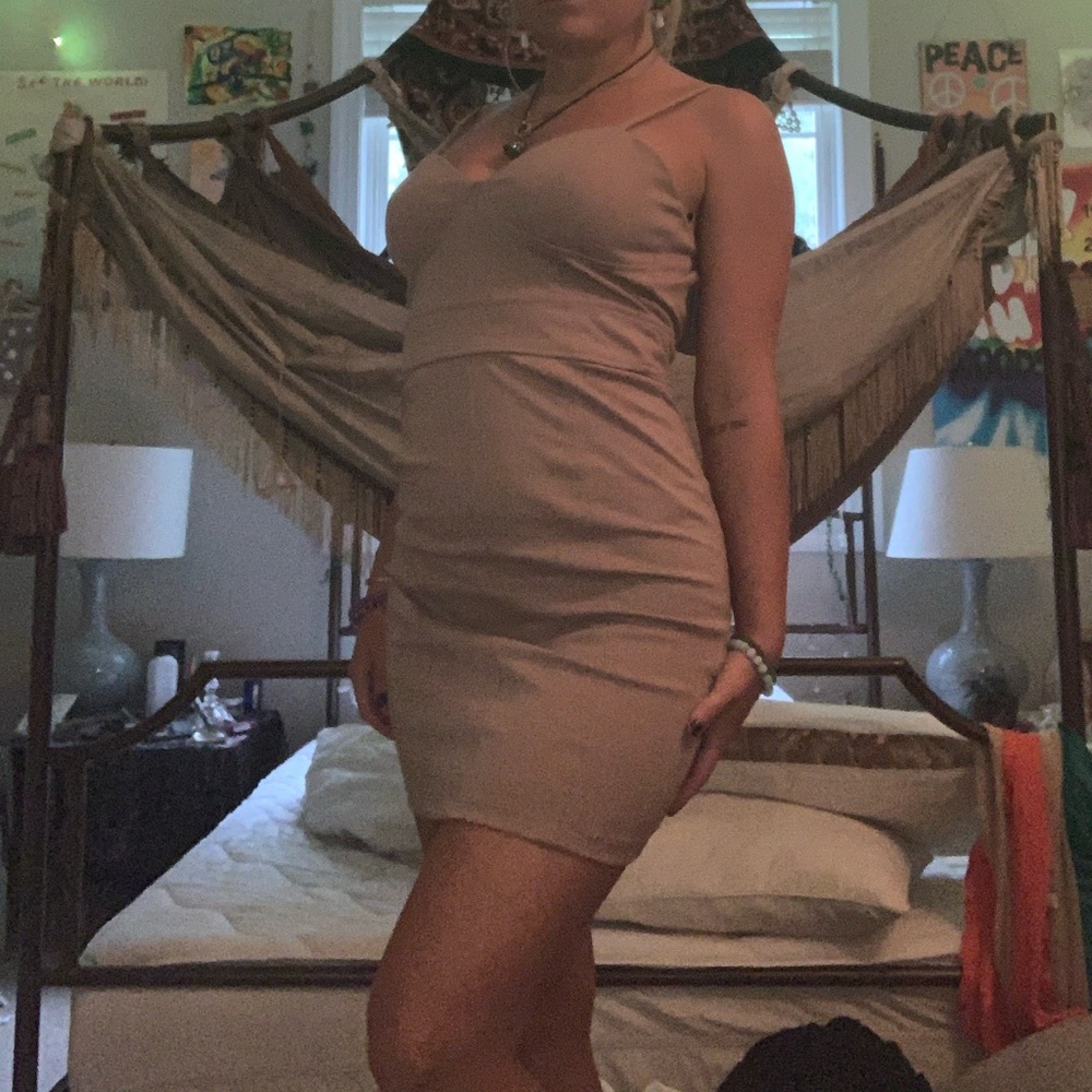 tan/nude bodycon dress